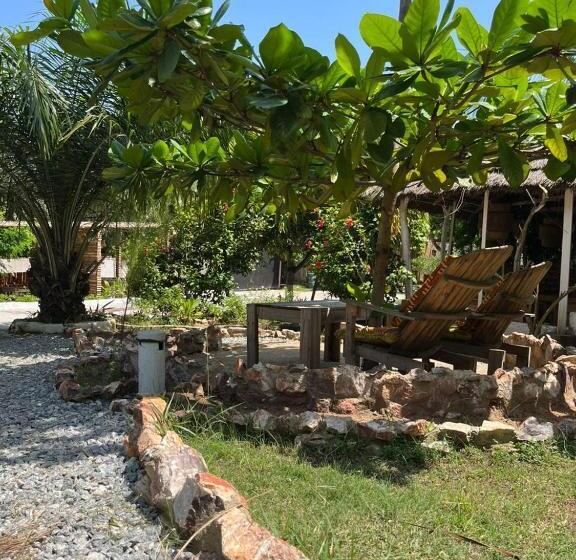 African Treasure Beach Resort