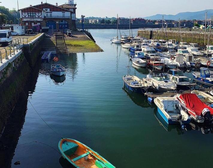 فندق Hostería Señorío De Bizkaia