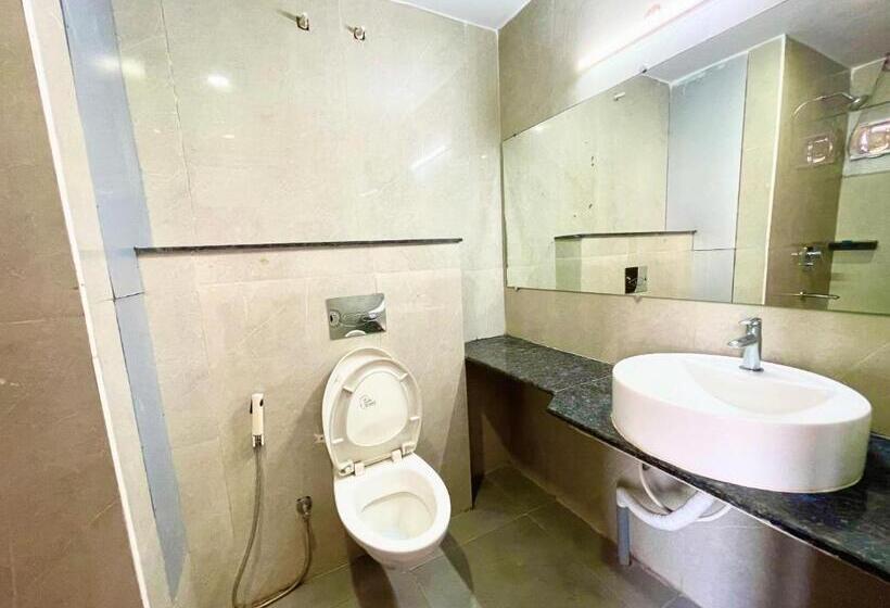 Janaki Pride, Puri Fully Air Conditioned Hotel Spacious Room With Lift And Parking Facility