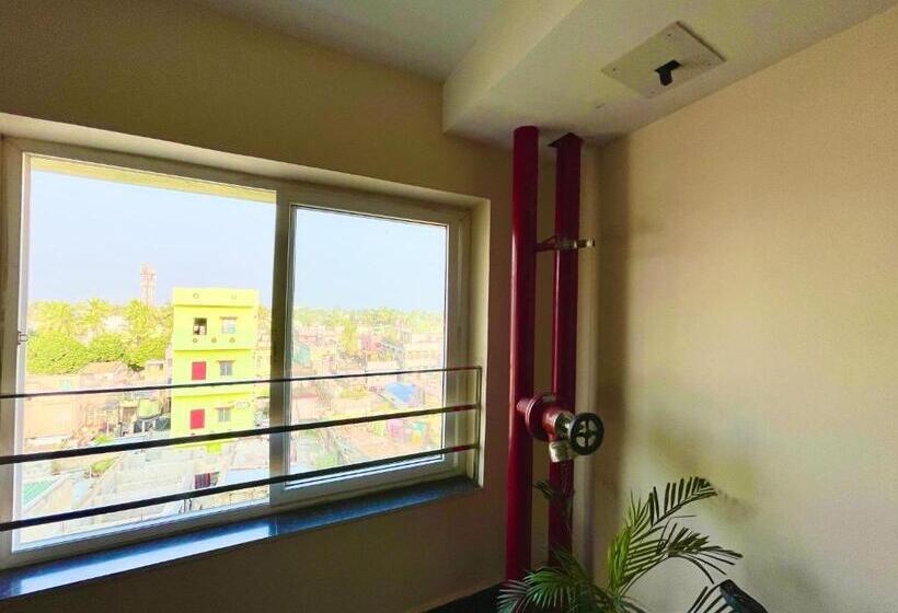 Janaki Pride, Puri Fully Air Conditioned Hotel Spacious Room With Lift And Parking Facility