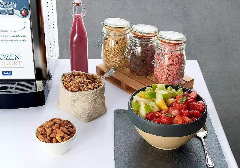 ホテル Kyriad Bordeaux Nord Sainte Eulalie