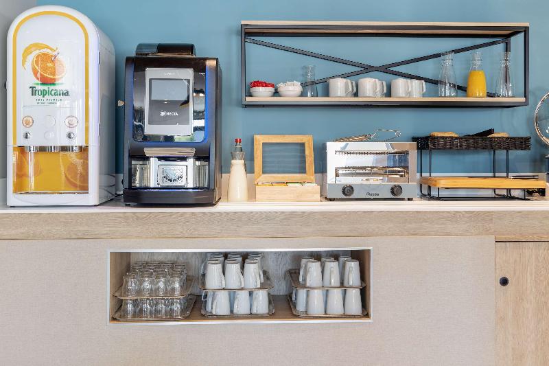 فندق Kyriad Bordeaux Nord Sainte Eulalie