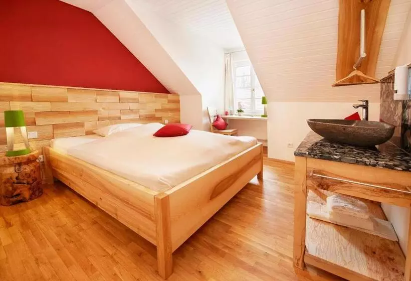 Lindengut Biohotel & Bio Herberge