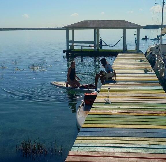 Отель Tropic Bacalar