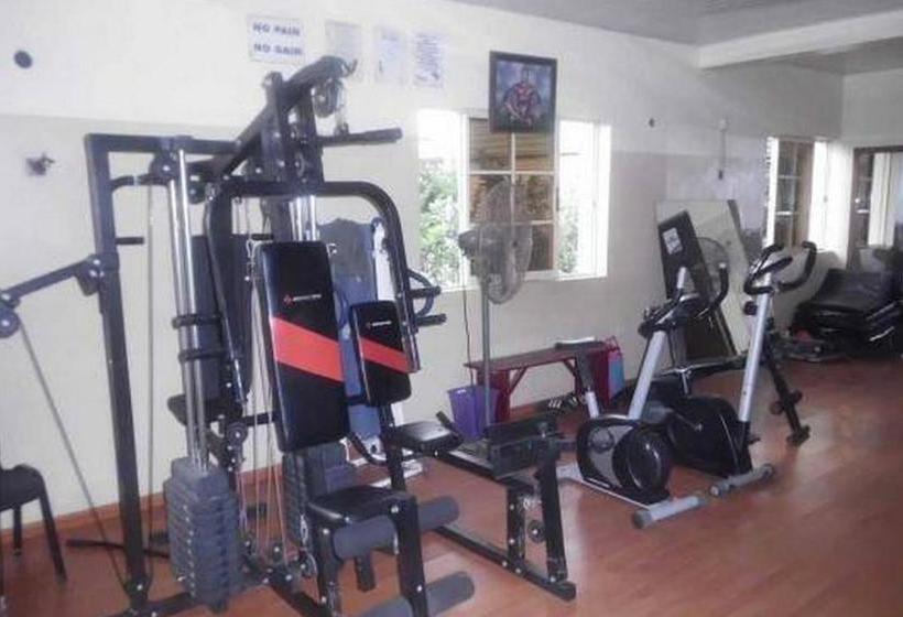 پانسیون White House S