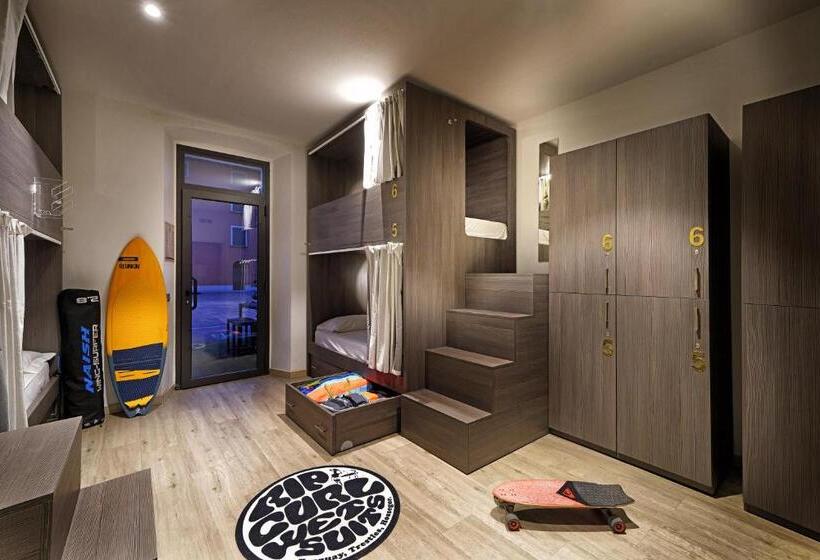 Общежитие La Locanda Campione Del Garda