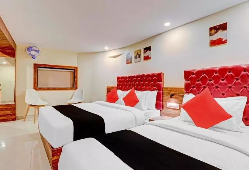 Capital O 79228 Hotel Peninsula Suites