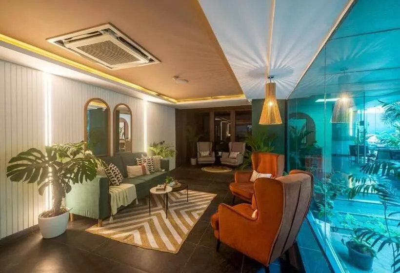 Olive Hotel Mg Road Dunsvirk Inn By Embassy Group