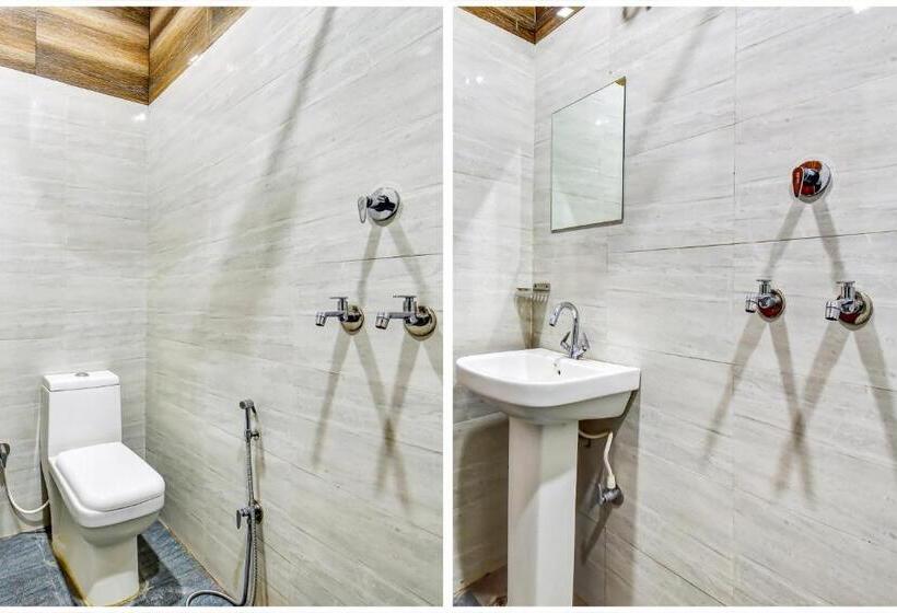 בית מלון כפרי Oyo 79224 Shubh