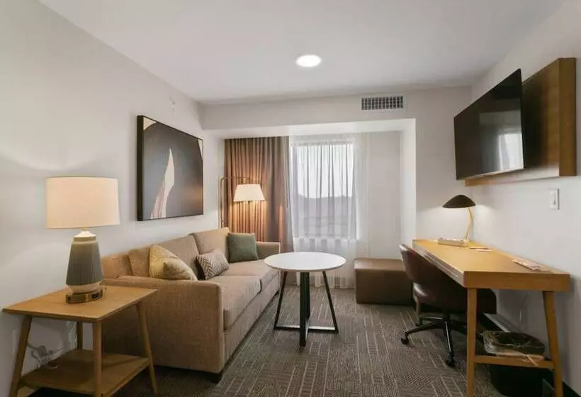 Hotelli Staybridge Suites Charlotte – Tyvola By Ihg