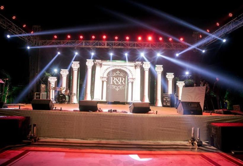 בית מלון כפרי The Royal Hills  And Resort