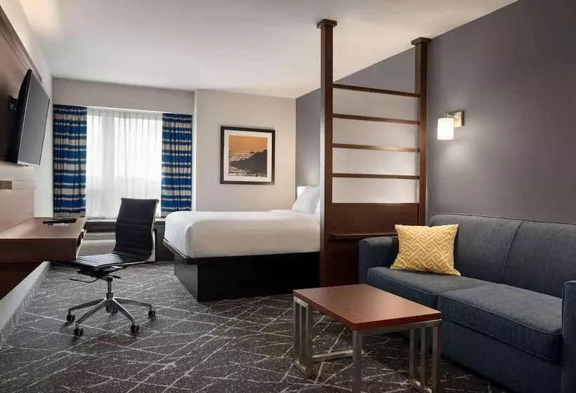 Microtel Inn & Suites By Wyndham Antigonish