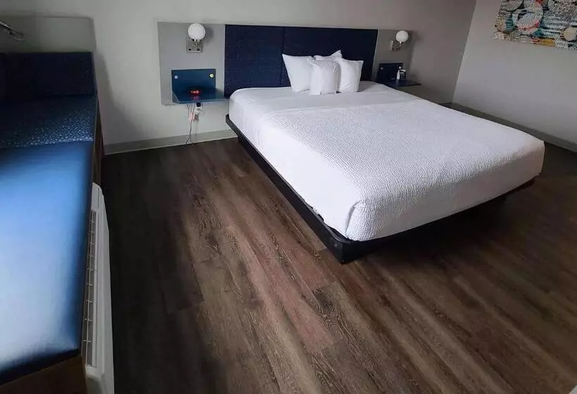 Microtel Inn & Suites By Wyndham Milford