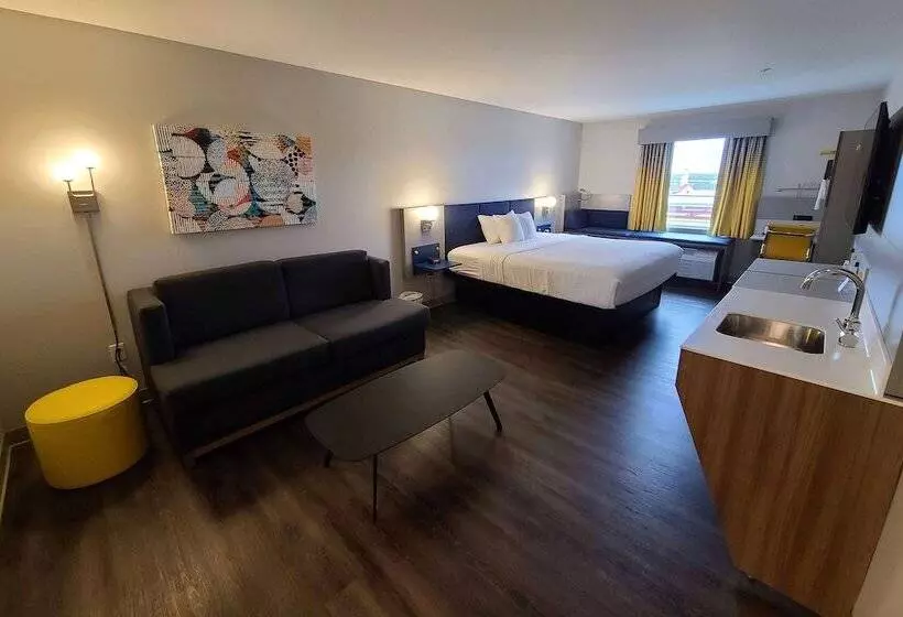 Microtel Inn & Suites By Wyndham Milford