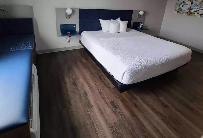 Microtel Inn & Suites By Wyndham Milford