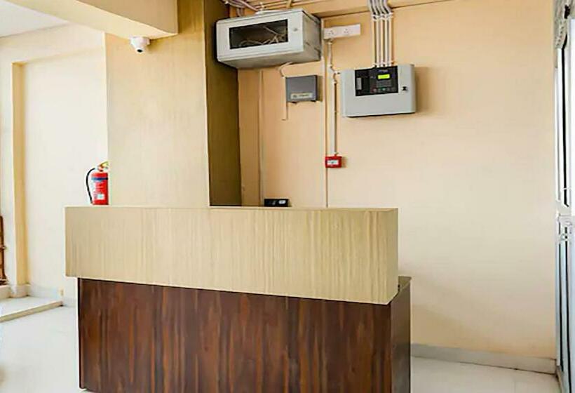 펜션 Oyo 79308 Krishnaa Inn