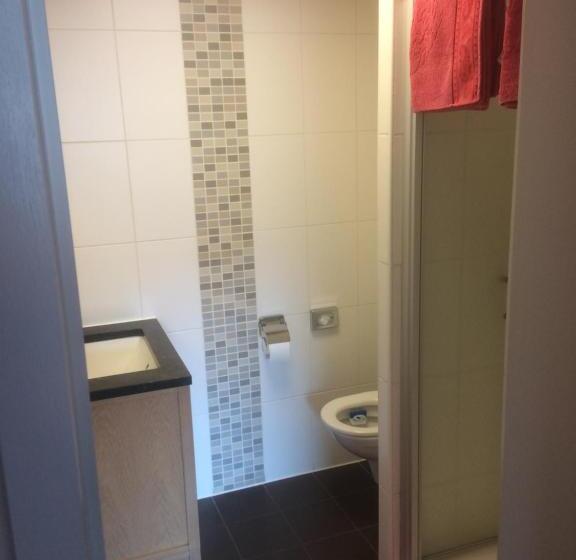 تختخواب و صبحانه A Casa Radici