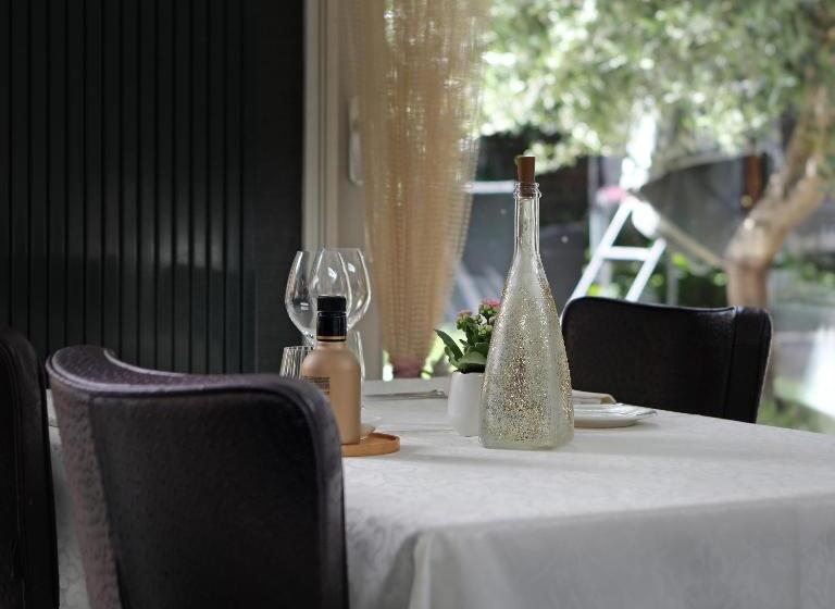 تختخواب و صبحانه A Casa Radici