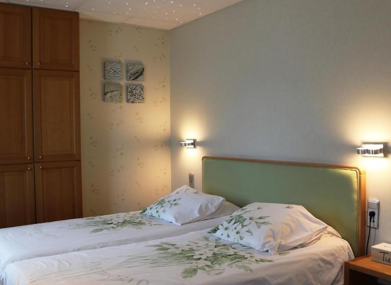 تختخواب و صبحانه A Casa Radici