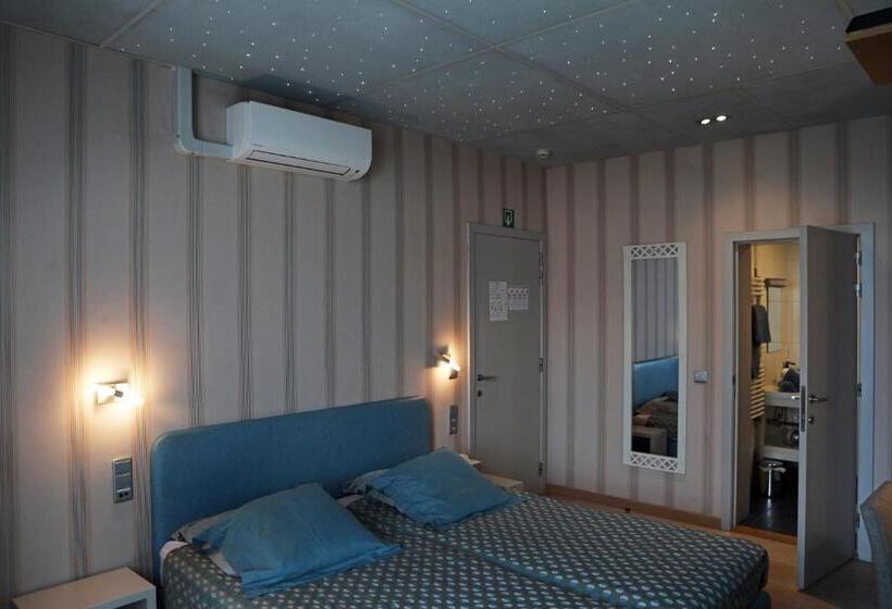 تختخواب و صبحانه A Casa Radici