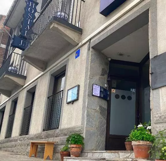 Hostal Jp Y Estudios