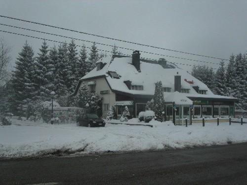 هتل Aux Massotais