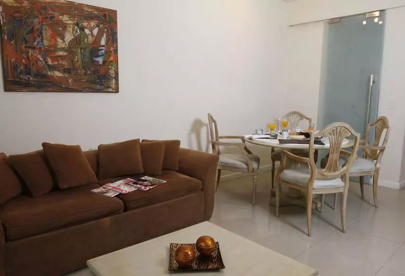 هتل Château Blend