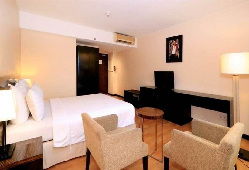 בית מלון כפרי Grand Dafam Braga Bandung