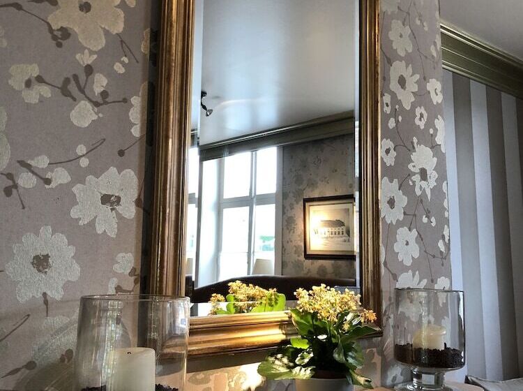 בית מלון כפרי Horenbecca Bistro & Wellness