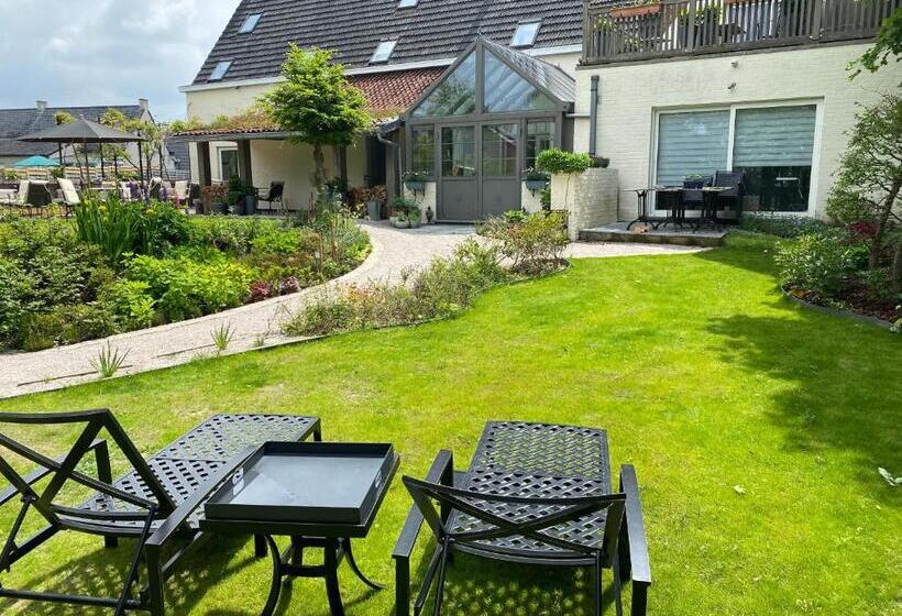 בית מלון כפרי Horenbecca Bistro & Wellness