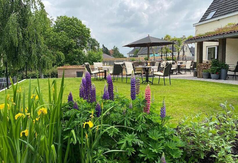 בית מלון כפרי Horenbecca Bistro & Wellness