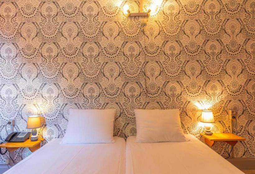 ホテル Hostellerie Beau Site