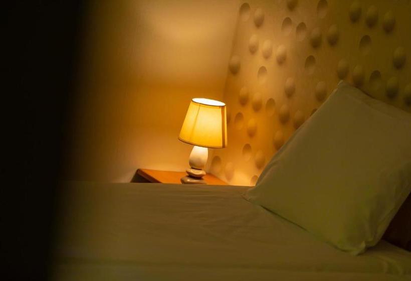 ホテル Hostellerie Beau Site