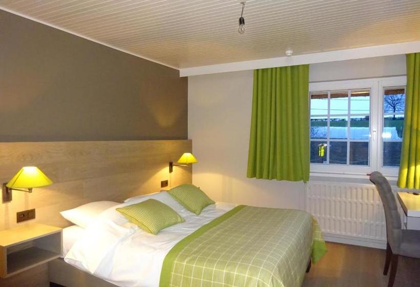 هتل La Chaumière Du Lac