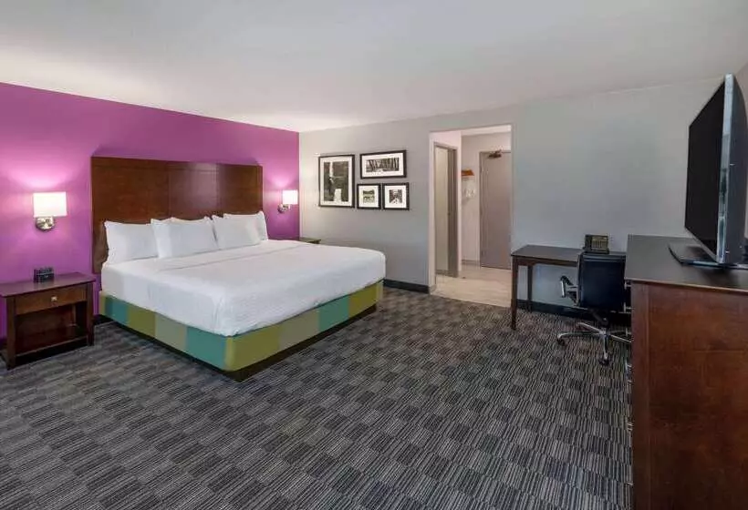 Hotel La Quinta By Wyndham Houston Nw Brookhollow