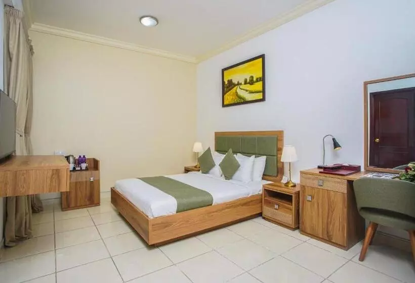 هتل La Villa Palace