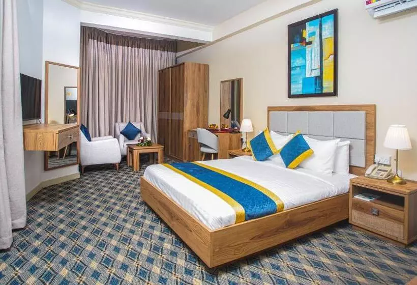 هتل La Villa Palace