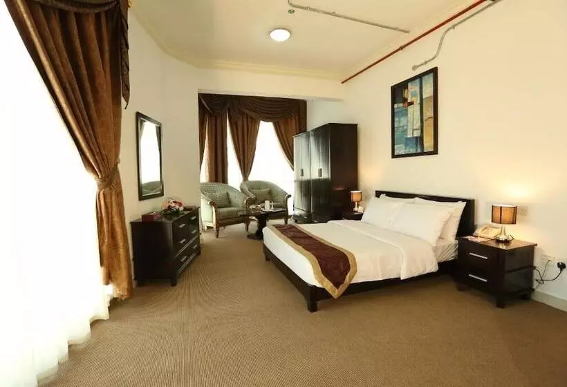 هتل La Villa Palace