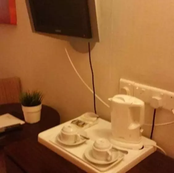 هتل Livadhiotis City