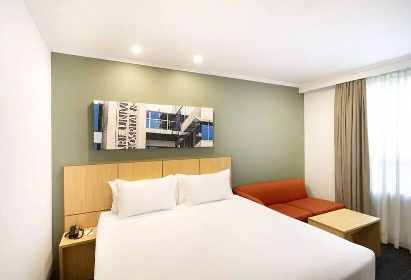 酒店 Mercure Sydney Macquarie Park