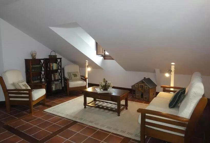 هتل Mirador De Moriyón