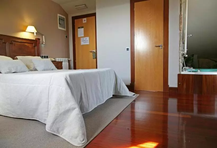 هتل Mirador De Moriyón