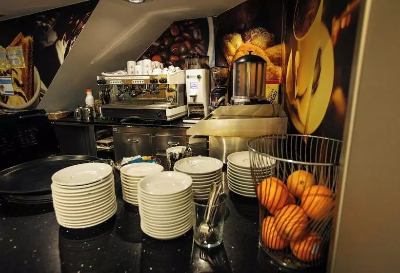 ホテル Montedobra