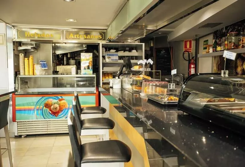 ホテル Montedobra