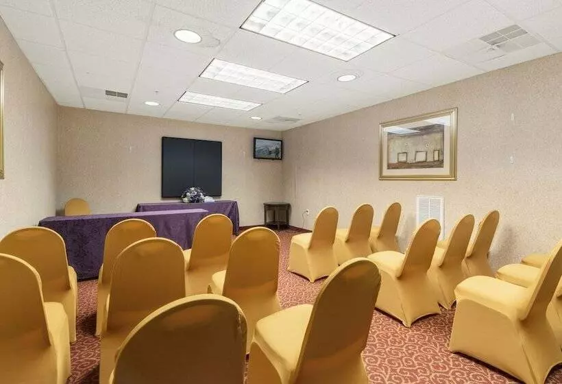 هتل Sleep Inn & Suites