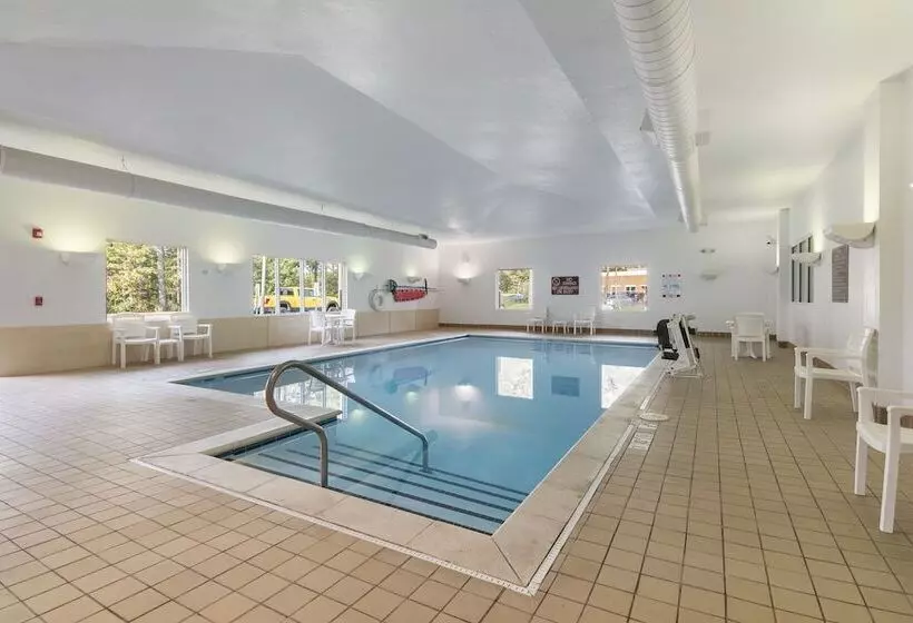 هتل Sleep Inn & Suites