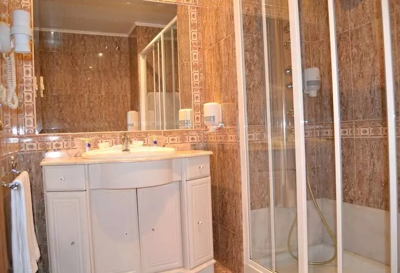 Отель Playa Compostela