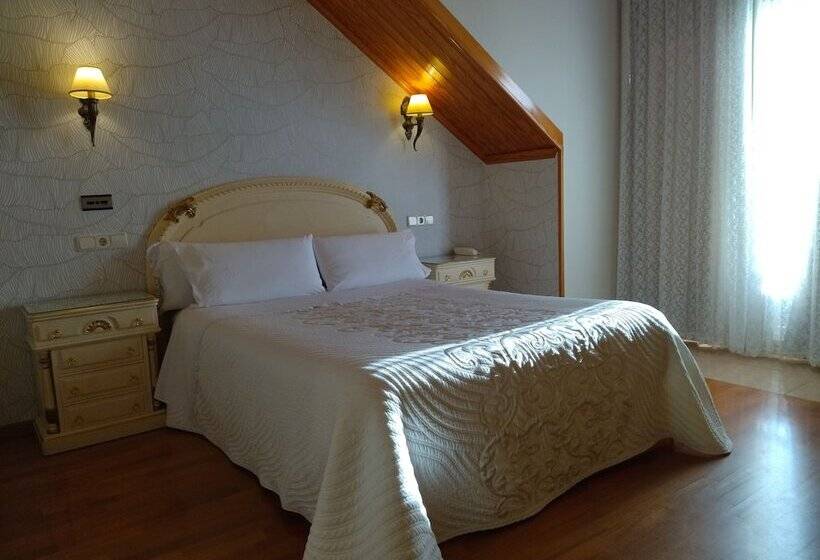 בית מלון כפרי Playa Compostela