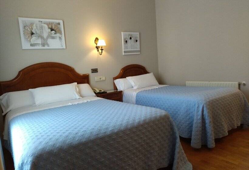 בית מלון כפרי Playa Compostela