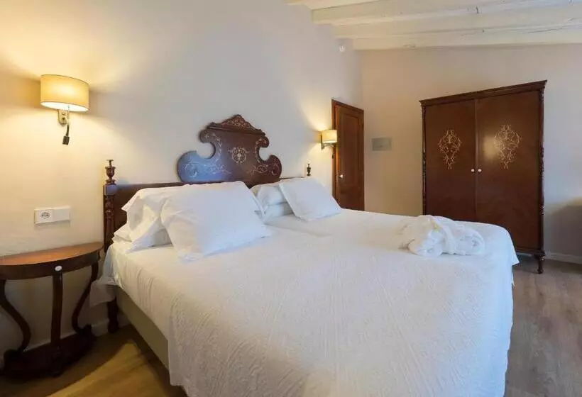 Отель Protur Residencia Son Floriana